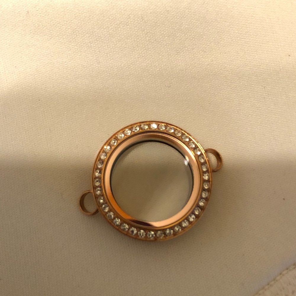 Origami owl locket